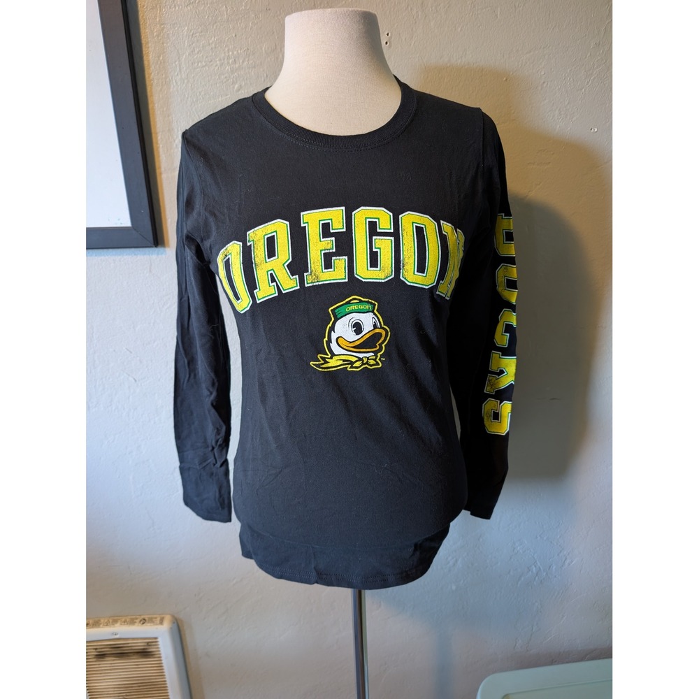 womens long sleeve UofO Oregon Ducks shirt‎ size small